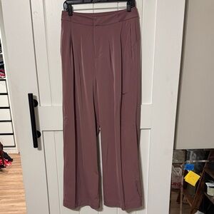 Nike Women's Mauve Wide Leg DriFit Pants Medium